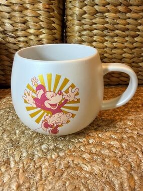 Disney Sunburst Mickey and Minnie Mouse and Gold Rays
